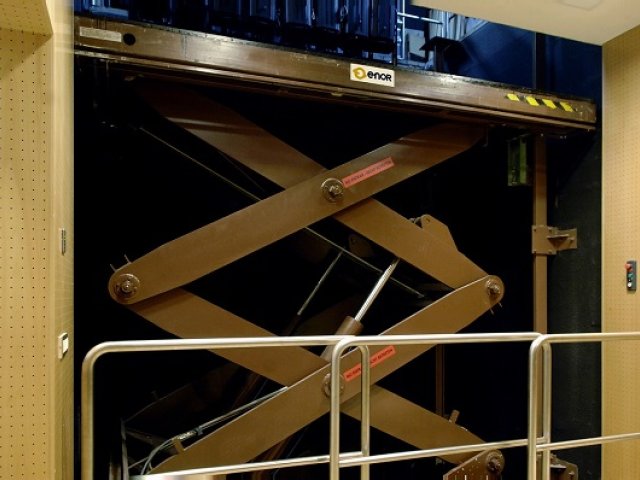 Montapianos teatro Colón en A Coruña